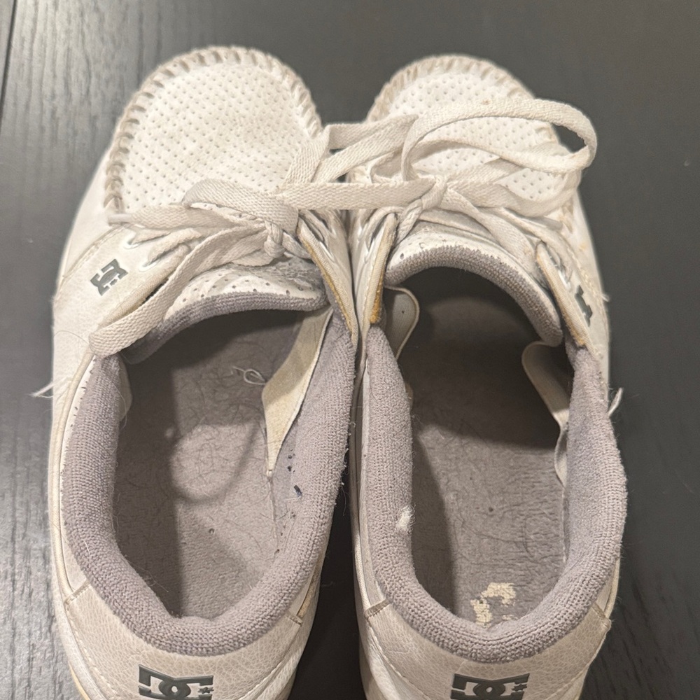 DC Villain Mens White Shoes